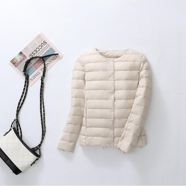 Women's Slim Fit Lightweight Down Jacket - 2023 Autumn/Winter Short Hooded Fashion Coat