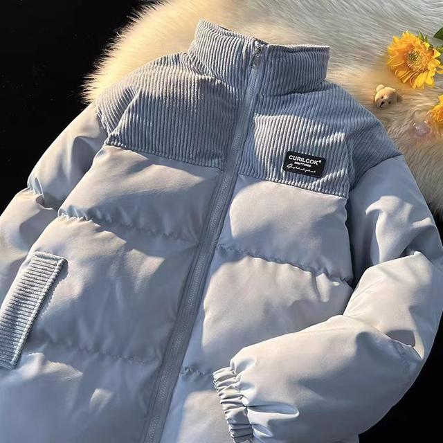 Зимняя куртка женская короткая новая модная утепленная ветрозащитная верхняя одежда парка — фото 4