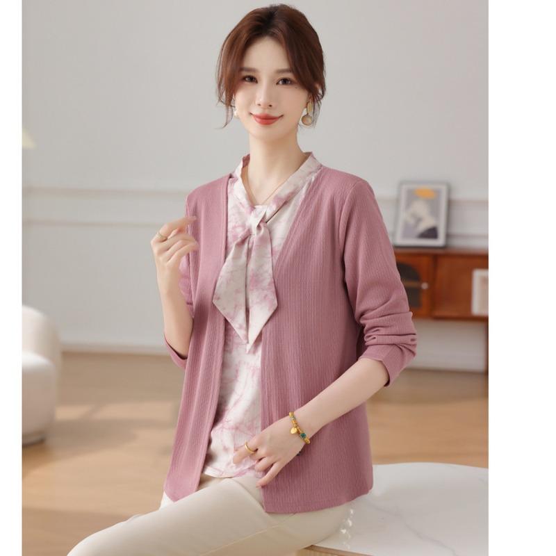 Mom's Spring and Autumn Clothes New Fake Two-piece Top Fashion Middle and Old Women's Clothing Temperament Long-sleeved Bottoming Shirt Women