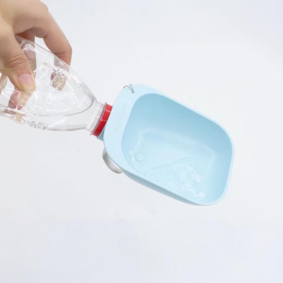 Flaschenaufsatz Haustier-Wassernapf Tragbarer Hunde-Wassernapf Reise-Trinknapf mit Lanyard für Hunde und Katzen Camping