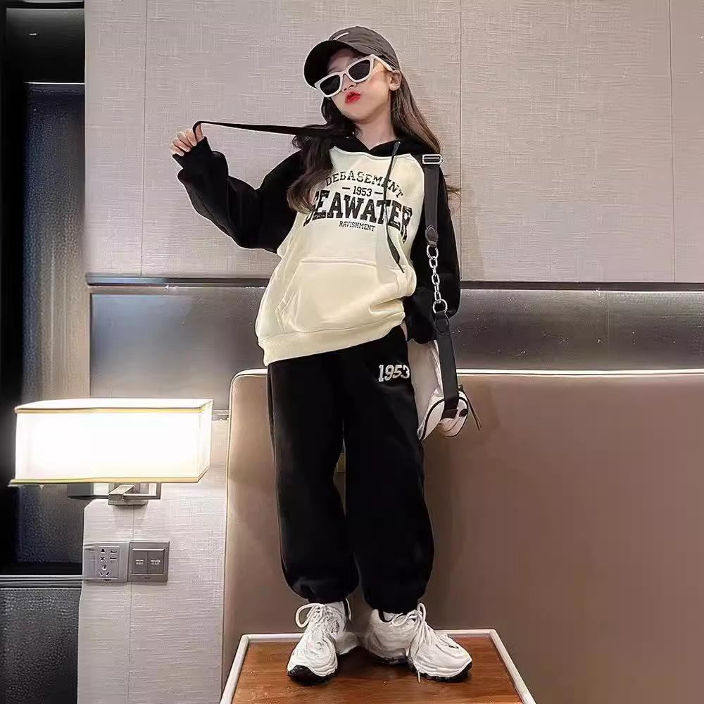 

Детские комплекты одежды для девочек, осенне-зимние теплые флисовые модные толстовки с буквами и длинными рукавами + штаны, детская одежда, спортивный костюм