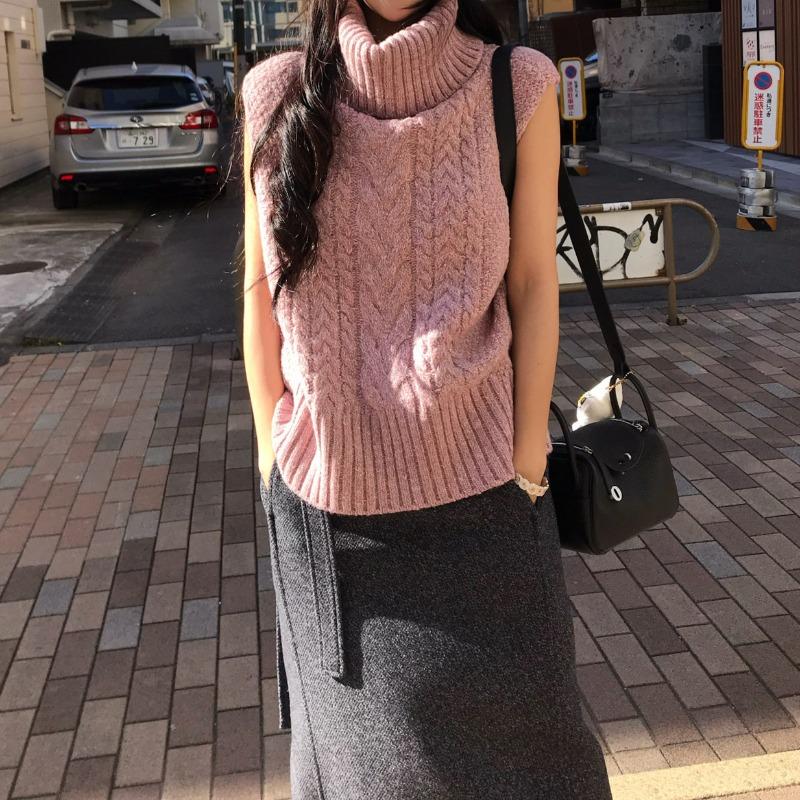 Autumn style new women's clothing fashionable twist knitted vest turtleneck sleeveless knitted top vest
