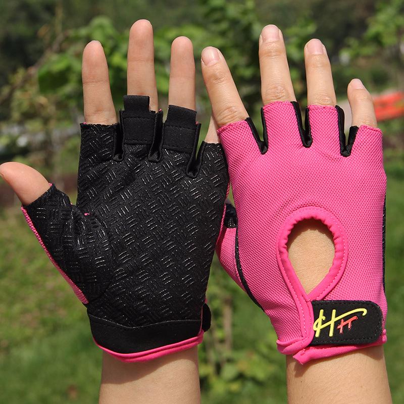 

Unisex Anti-Slip Half Finger Sports Gloves for Fitness, Yoga, Cycling, and Training with Wrist Support and Protection. Gray Large