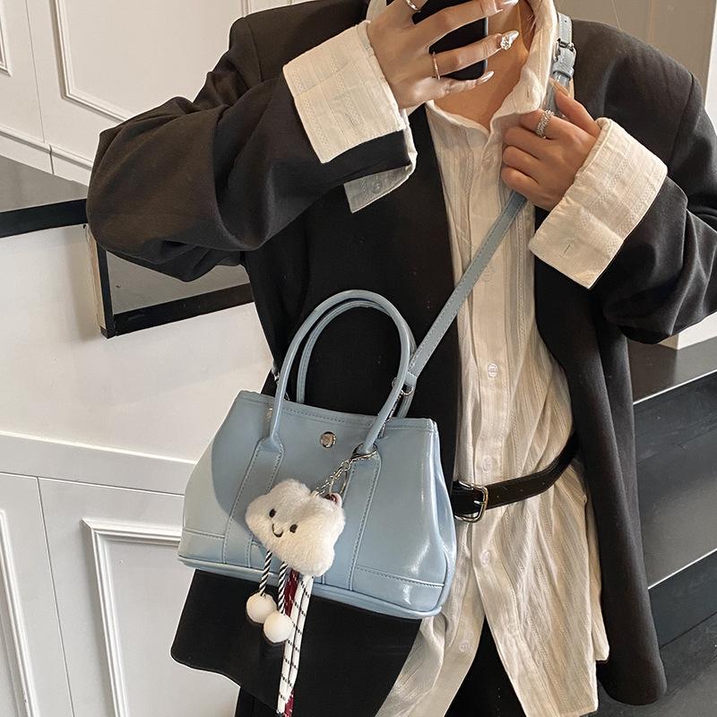 Hand Bag Women's Shoulder Bag Flow Fashion Messenger Bag
