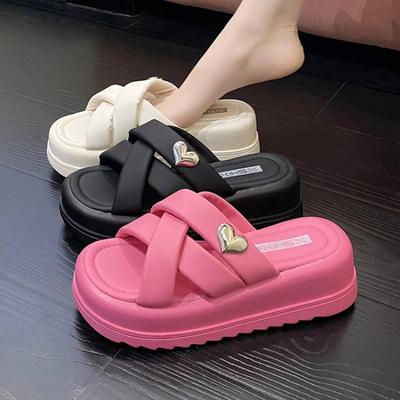 Fashion Slippers Women Summer New Brand Thick Soft Sole Shoes Trendy Love Heart Metal Ladies Sandalias Outdoor 35-40 Size