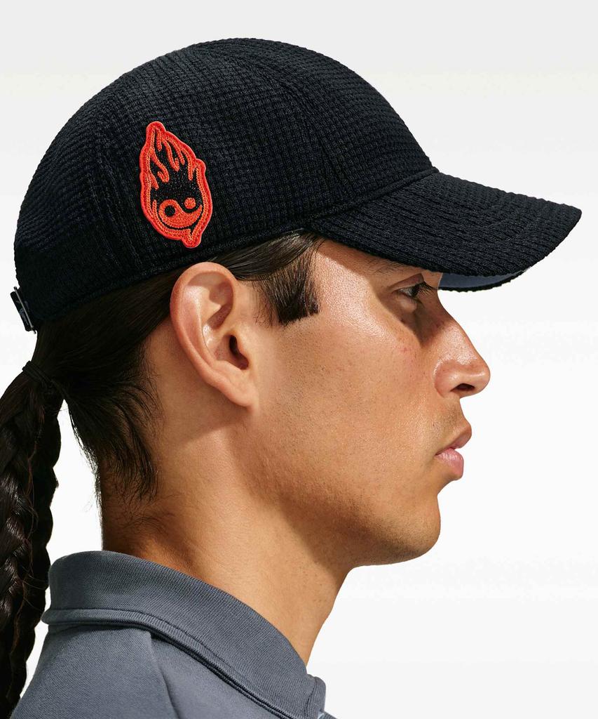 NIKE Club Unstructured Cap - Black: Barely Bolt / Iu1061-010