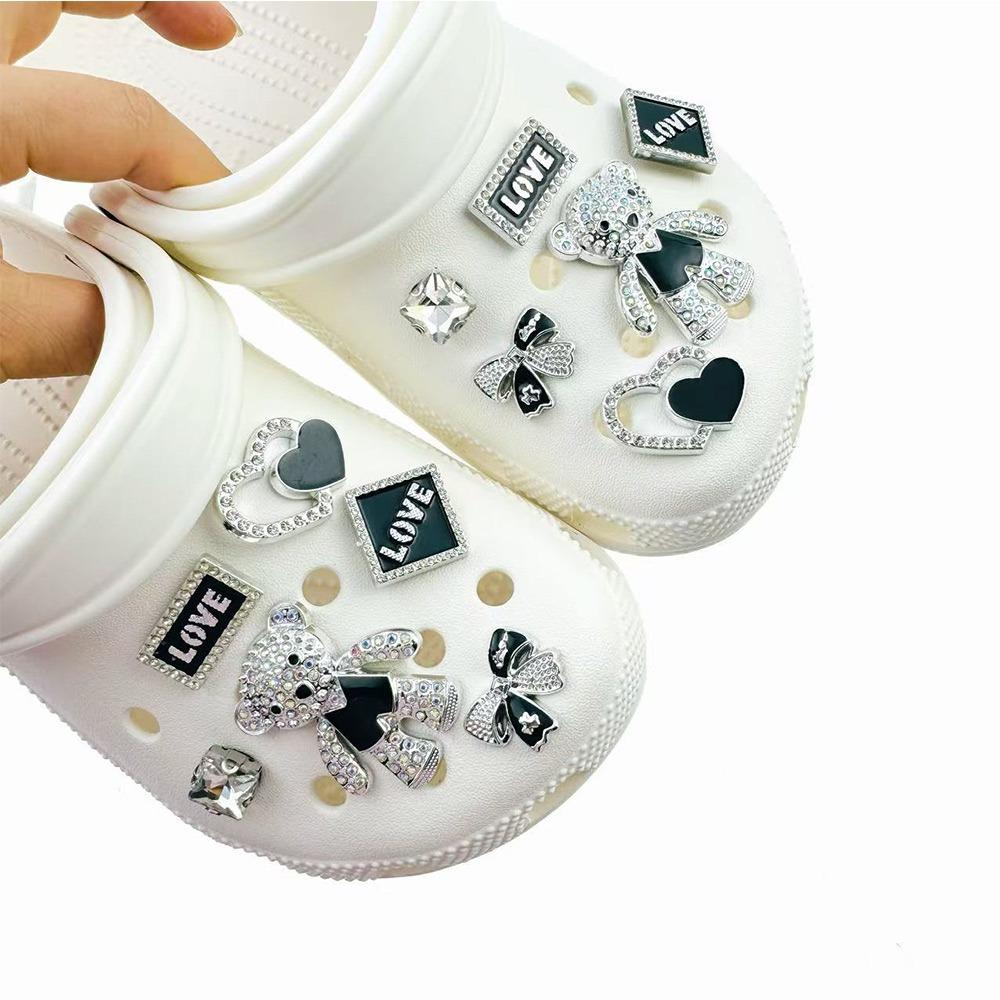12PCS Fashion Shoe Charm Set Diamond Bear Letter Heart-shaped Bow Shoe Decorations Buckle for Sandals Clogs DIY Accessories Gift