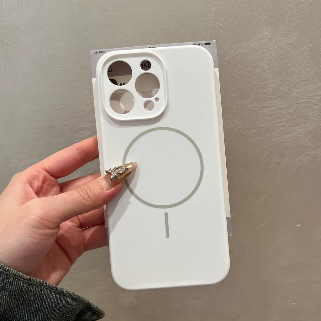 Applicable To IPhone16promax Liquid Silicone Thin Circle Magnetic Suction Apple 15 Semen Hole Full Skin Feeling Mobile Phone Case 14