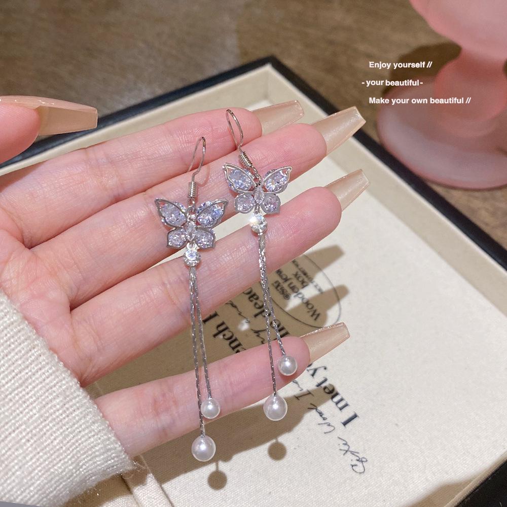 Koreanische Socialite Leichter Luxus Quastenohrringe – Herbst/Winter Silber Stecker für Damen