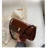 French Small Shoulder Bag With Pu Material And Chain Detail For Urban Daily Use