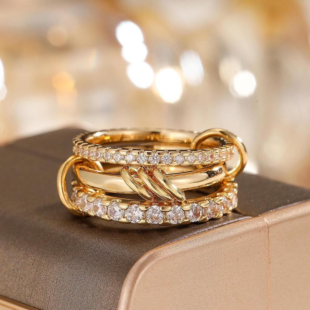 Stylish Copper Zirconia Interlocking Three-Ring