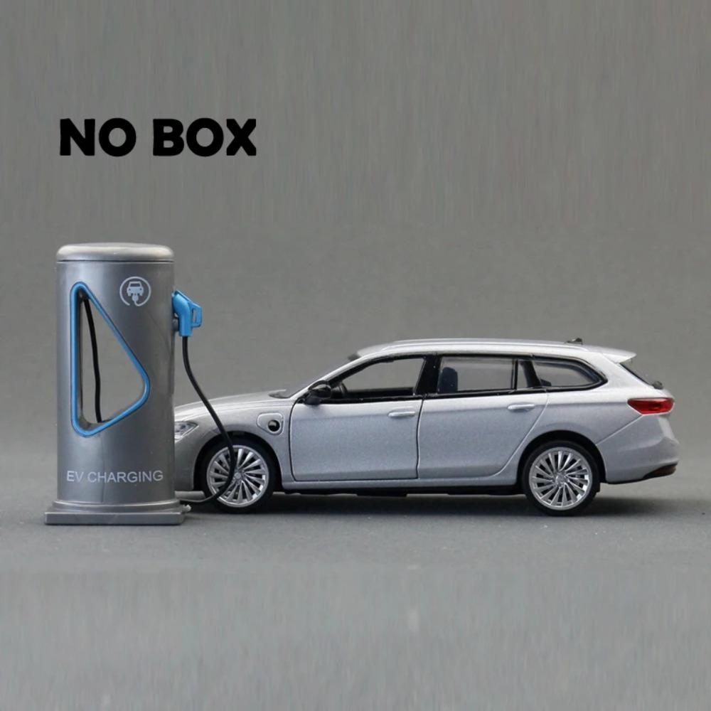 

Simulation Diecast 1:35 Superb EV Car Model Sound and Light Children Boy Metal Toy Vehicle Gift Collection Miniature Voiture