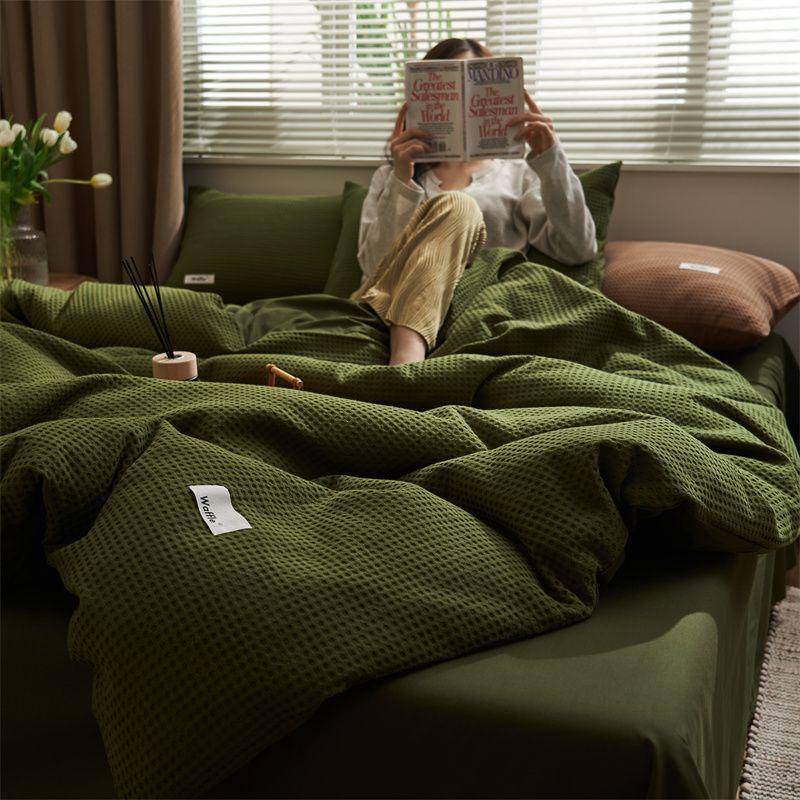 High-Value G5Z Waffle Weave 4-Piece Bedding Set - Includes Fitted Sheet, Duvet Cover, Ideal for Dorms