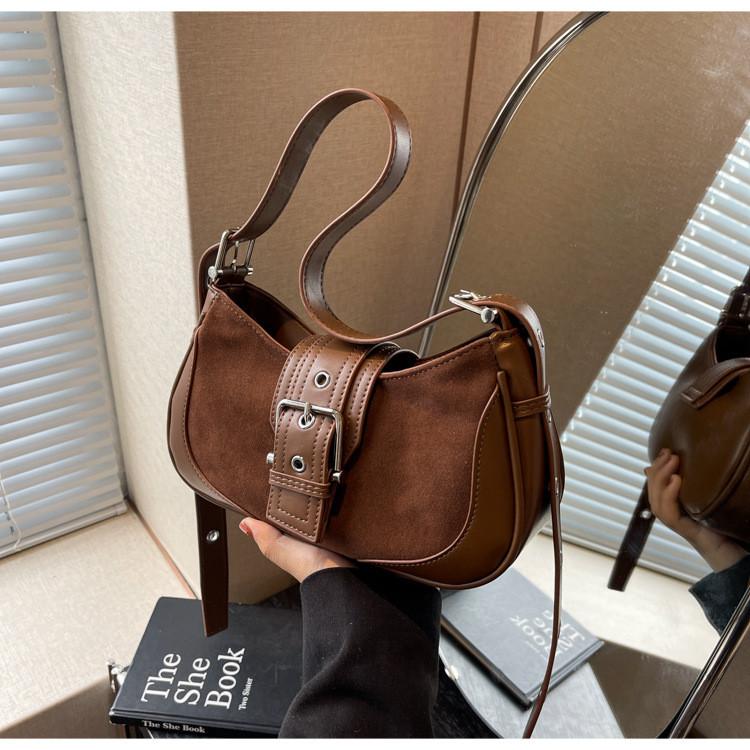 IELGY Autumn Winter Retro Underarm Bag Shoulder Crossbody High-End Texture Fashion Underarm Small Square Bag