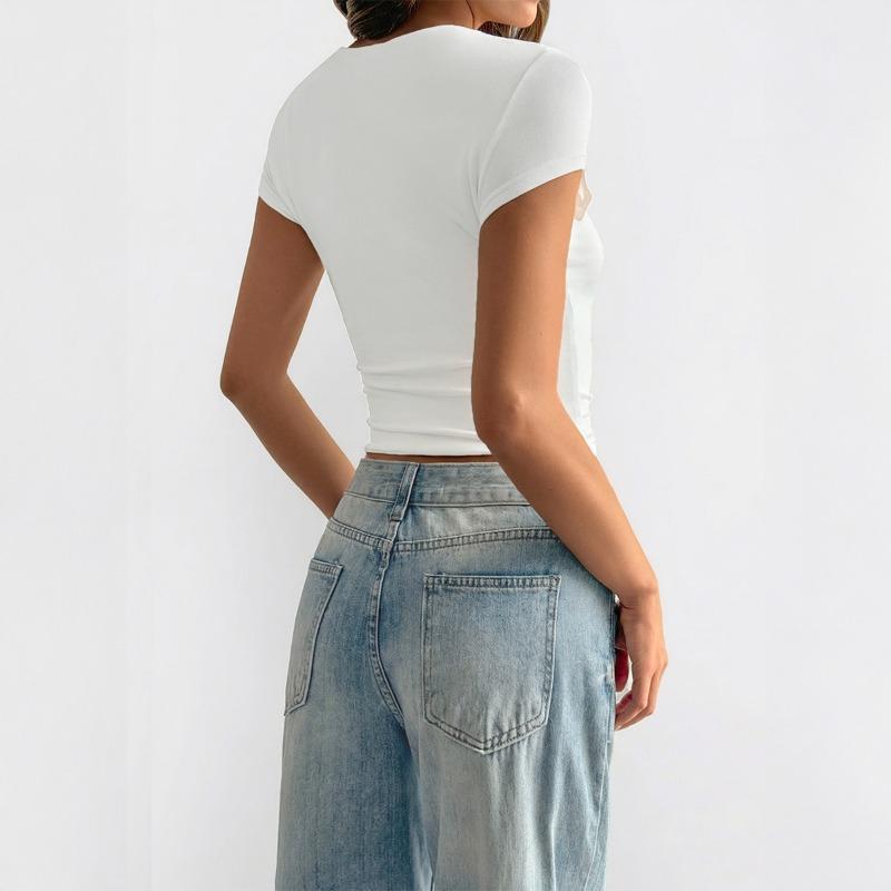 Dámský crop top čtvercovým výstřihem, krátkým rukávem, jednobarevný, přiléhavý, ležérní tričko