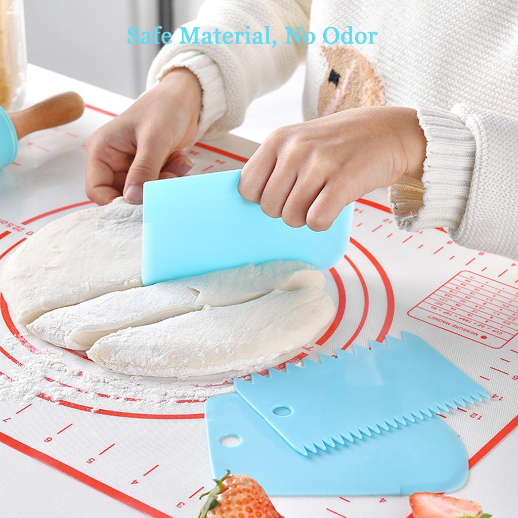 Kolip 15 Pieces Kitchen Tools Kids Cutting Board Crinkle Cutter Peeler Serrated Edges Fruit Cutters Shapes Set