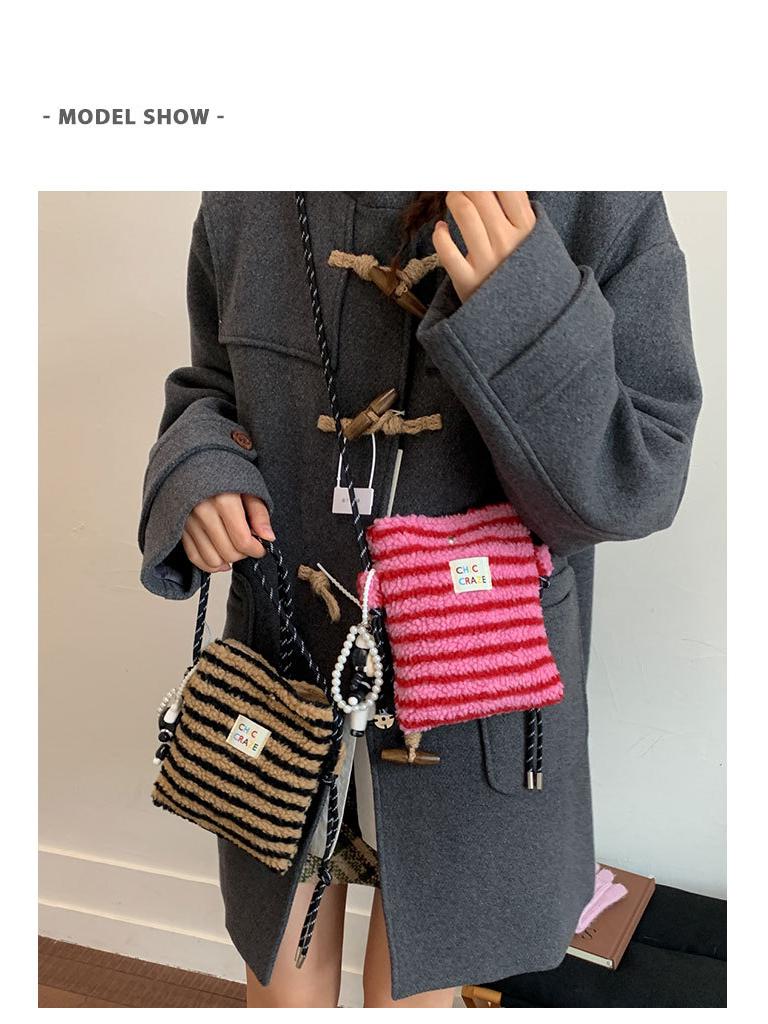 Plüsch Umhängetasche im koreanischen Stil mit Regenbogen-Punkten in Rosa für Mädchen