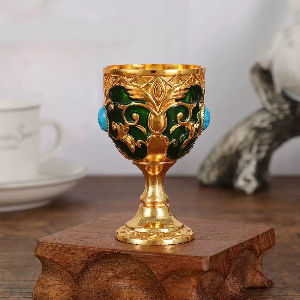 Vintage Shot Glass, Alloy Portable Light Luxury Relief Carved Goblet, European Mini Vodka Tumbler, Home Table Decoration, 1pcs