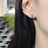 Orecchini a Bottone in Oro Bianco 18K a Forma di Fiore d'Auto con Diamanti, Incastonati con Diamanti Naturali, Diamante Rotondo Scala Diamanti Quadrati