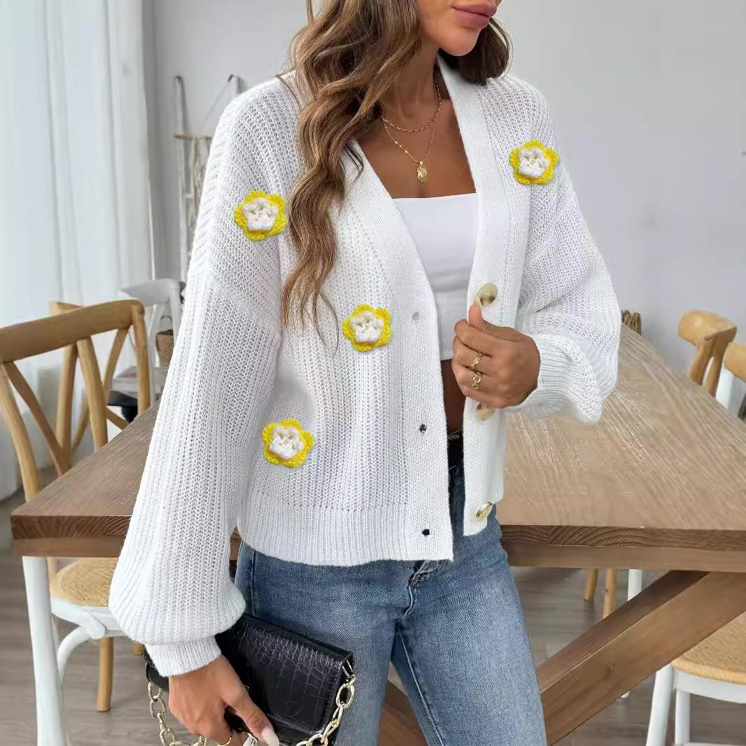 Женский осенне-зимний вязаный крючком цветочный пэчворк короткий кардиган на пуговицах свитер S белый
