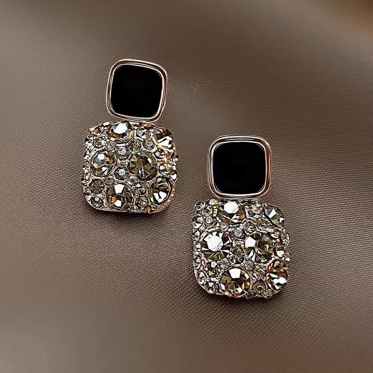 Elegant Black Butterfly Tassel Earrings - Sweet, Cool, and Versatile Design