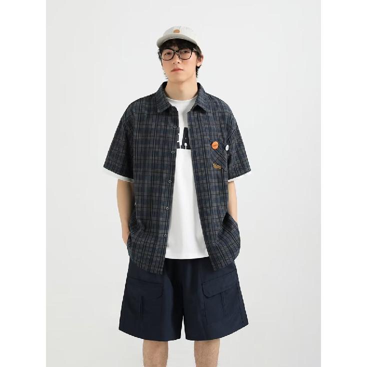 Poloshirt mit Kragen und kurzen Ärmeln, Herren Kurzarmhemd, Nischendesign, Minimalistisches Hemd, College-Oberteil für Paare