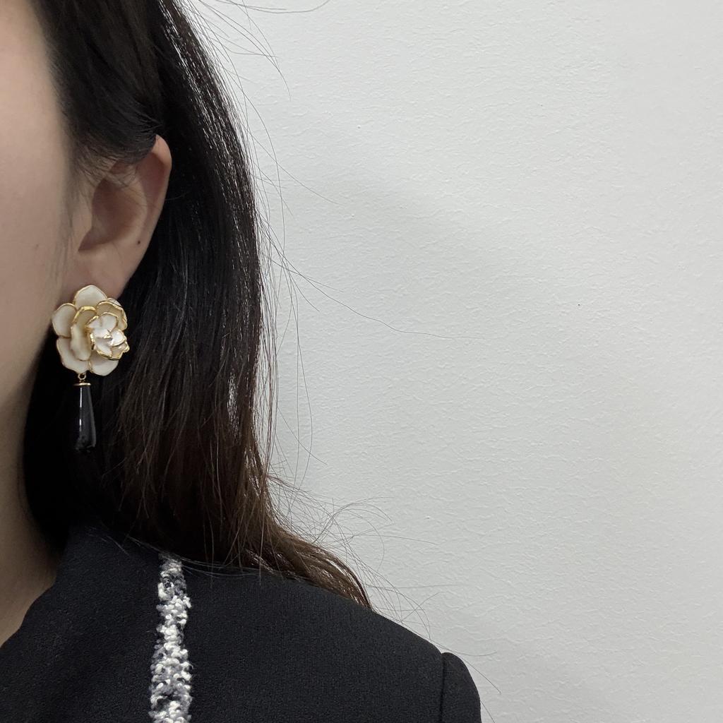 Camellia Earrings Autumn And Winter Literary Elegance Temperament Fashion Dripping Oil French Versatile Retro High-End Earrings