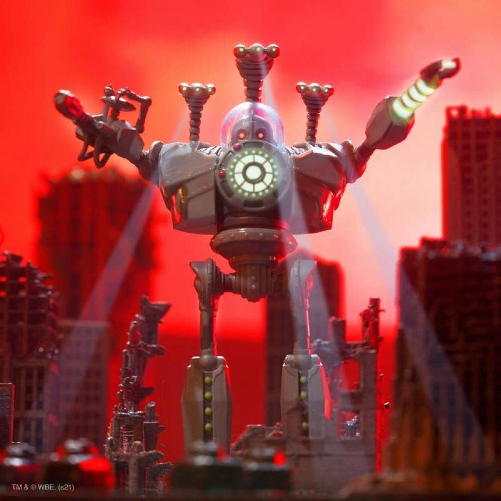The Iron Giant Re Action  Iron Giant  Attack Mode Ver. 