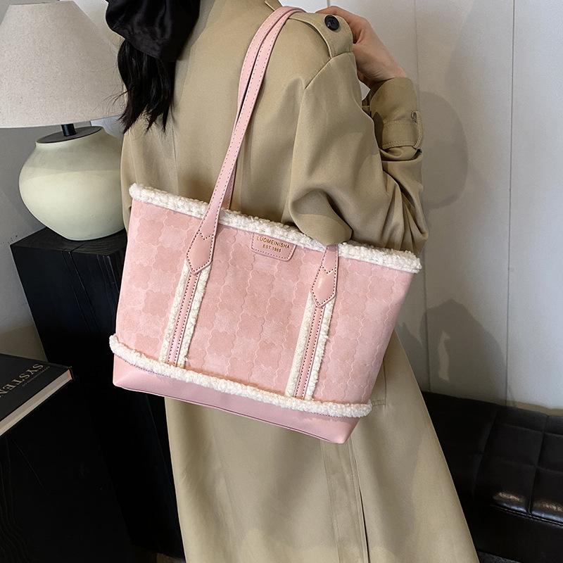 Autumn and winter plush bag commuter tote bag women's 2025 new fashion popular shoulder bag large capacity hand bag