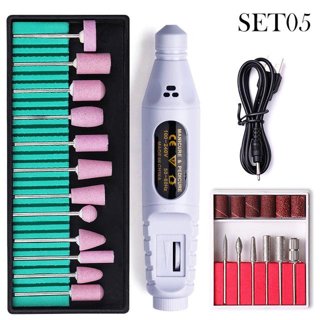 

Мини электрический набор для ногтей с 30 шлифовальными головками