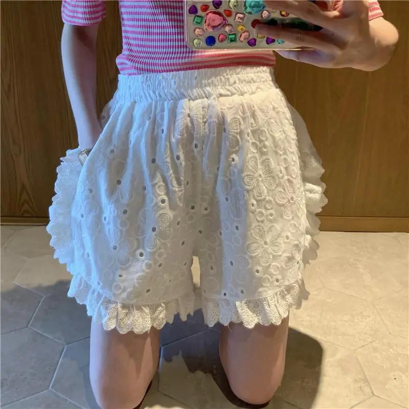Women Elastic Waist Lace Shorts Eyelet Embroidery Ruffle Hem Casual Fashion Shorts