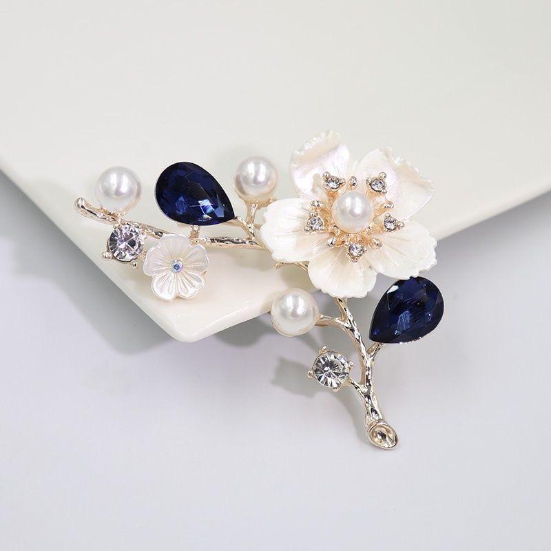 Elegant Crystal Shell Plum Blossom Brooch Pin for Women
