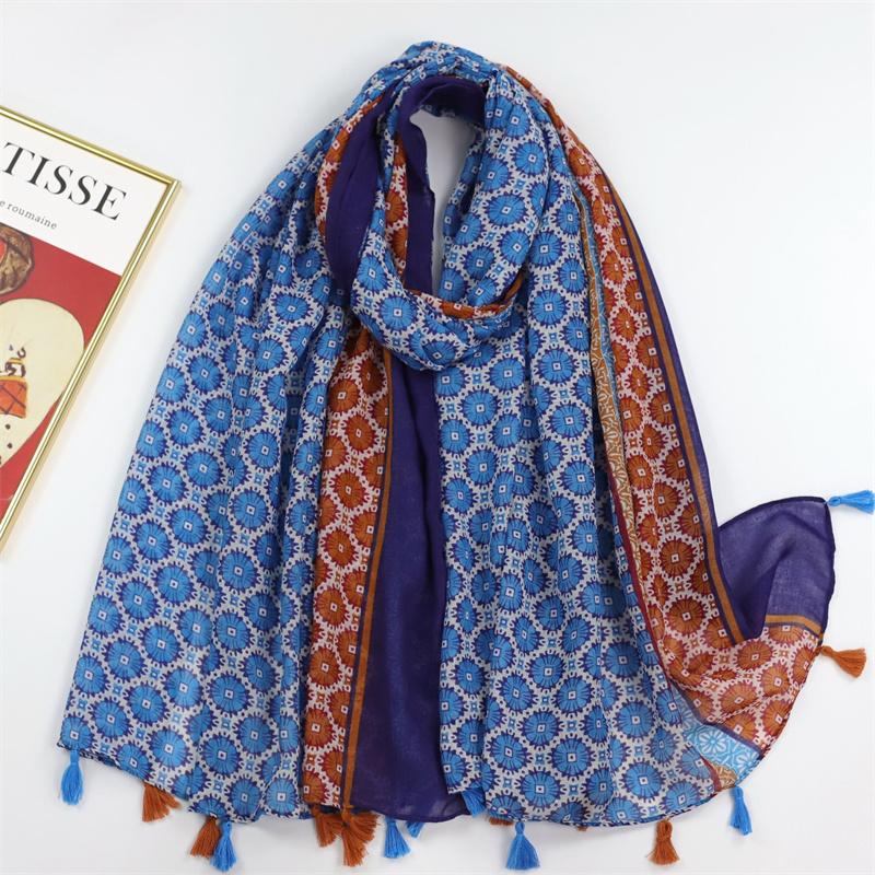 Spain Lovely Poppy Floral Tassel Viscose Shawl Scarf Lady High Quality Wrap Thin Headband Bufandas Muslim Hijab Sjaal 180*90Cm
