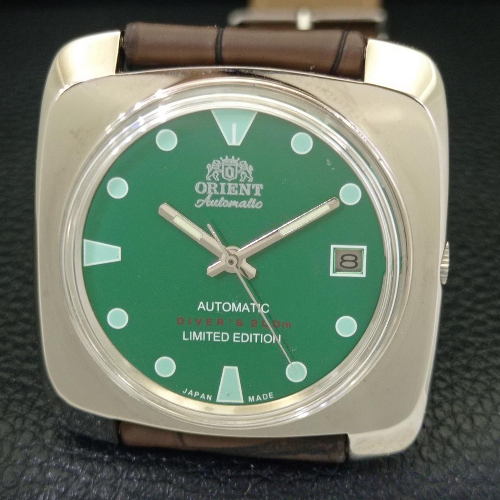 USED ORIENT AUTOMATIC 46941 JAPAN MENS VINTAGE GREEN COLOR DIAL WATCH a702215-5 R123-a702215