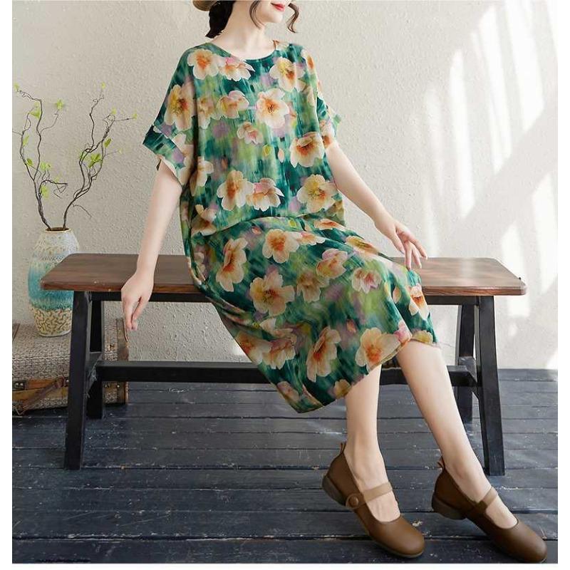 Women's Thin Cotton and Linen Loose Short Sleeved Dress with Retro Temperament Fairy Skirt