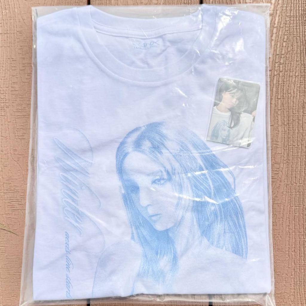 [USED] Winter aespa T-shirt with trading card