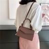 Foreign Style Retro Women'S Bag Early Autumn Solid Color Crossbody Temperament Single Shoulder Simple Diamond Small Square Bag