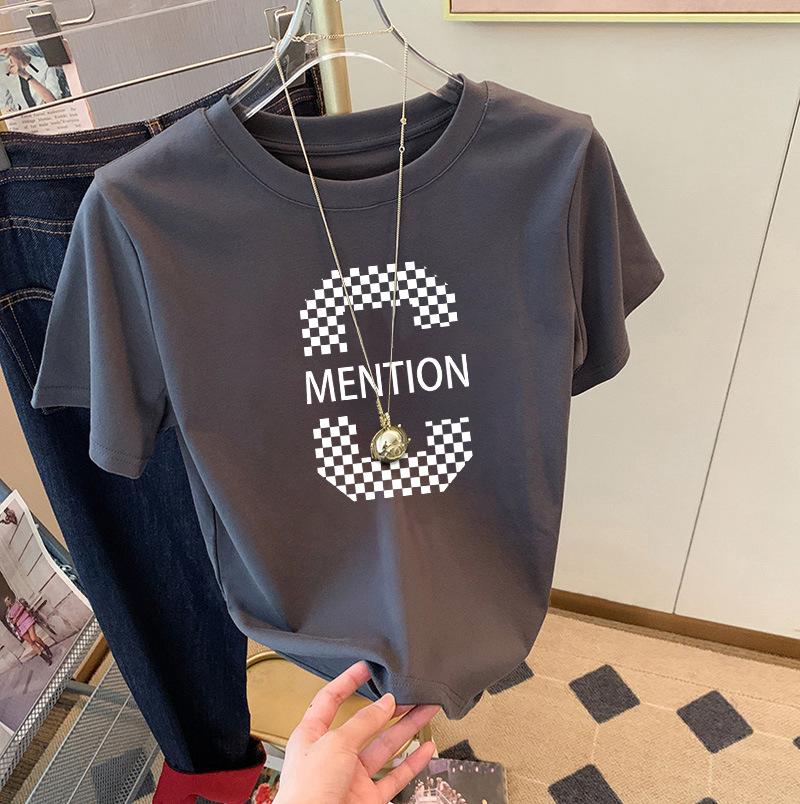 

Темно-серая хлопковая футболка с коротким рукавом и круглым вырезом на плече, женская, лето 2025, новая европейская свободная нишевая футболка, тренд инс S