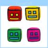 Süßes kurzes Plüsch-Geometry Dash-Spielzeug für Kinder in verschiedenen Farben!