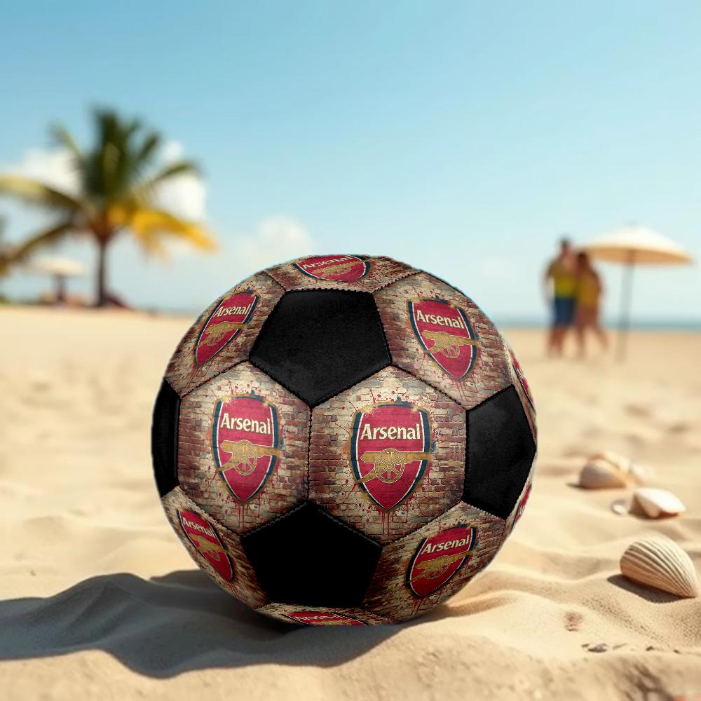 Arsenal Football Club Pallone da Calcio Colorato Per Tutte le Età Cucito a Macchina PVC Pronto per la Competizione Resistente Alto Rimbalzo.TAGLIA5