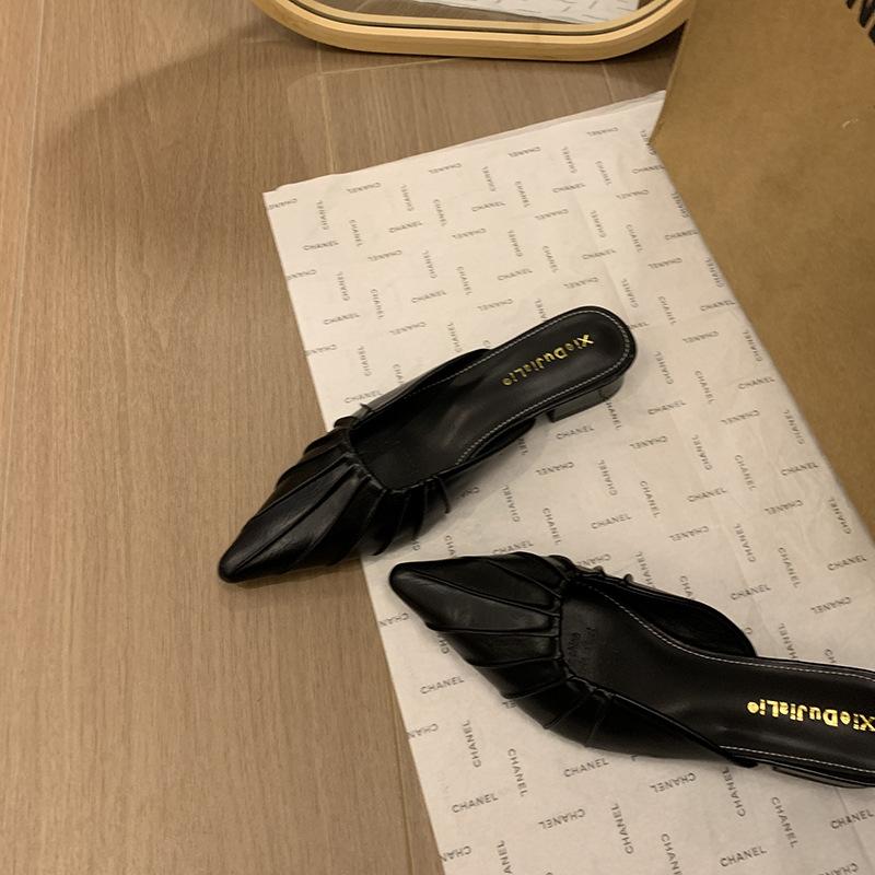 Muller Shoes 2025 Summer New Flat-bottomed Cool Slippers French Bag Head Pointed Head Flat Heel Pleated Half Slippers Women's Outer Wear