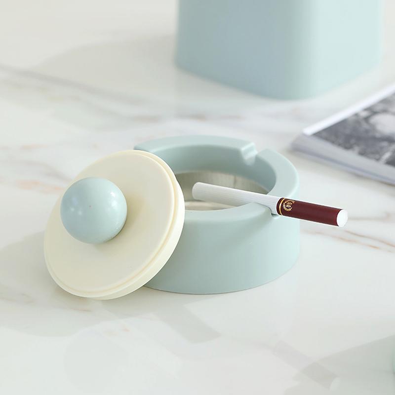 Creative Ashtray Plastic Home Internet Cafe Office Ashtray Enlarged With Lid Anti-Fly Ash Ashtray Ornaments