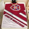 Fußballmannschaft Logo Aufdruck Flanelldecke, Hohe Qualität, Bequem für Alle Jahreszeiten, Heimdekoration, Wärme und Komfort, Perfekt für Weihnachtsgeschenke