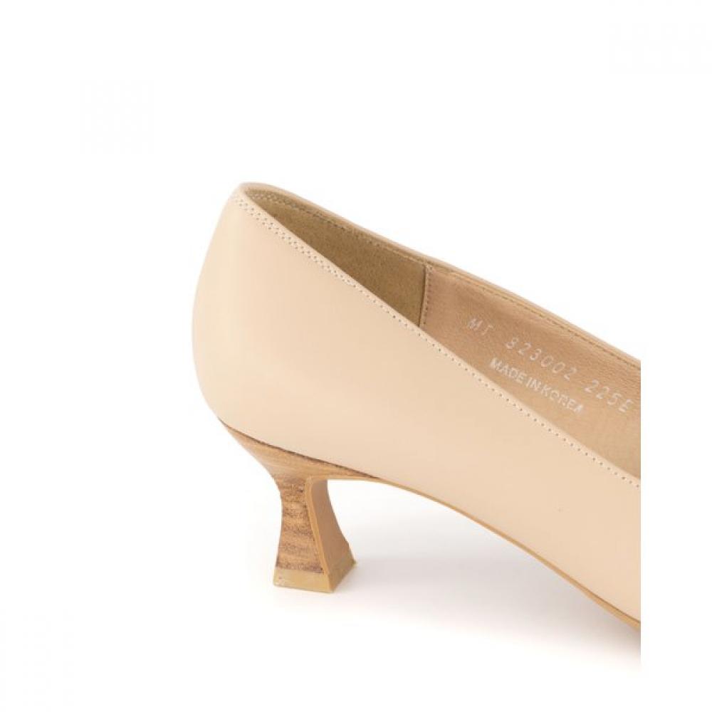 BeCaCCino Women S Shoe  823002  C 1326 