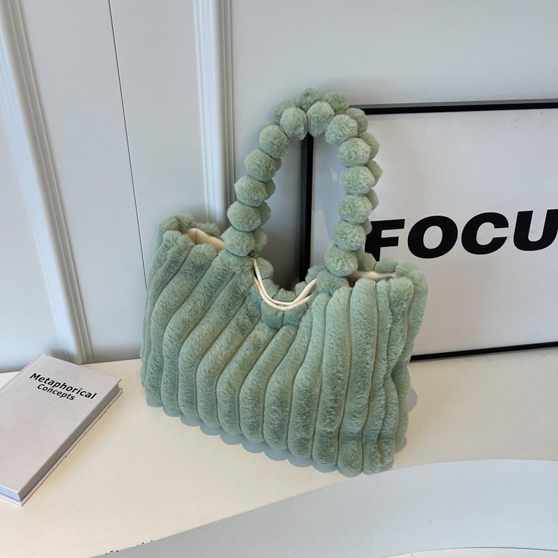 Trendy Autumn/Winter Plush Shoulder Bag – Cute, Fashionable, Large Capacity Handbag