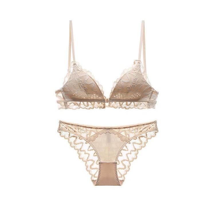 

French steel-free thin U-shaped large halter bra, crossed front buckle, beautiful back underwear, large chest and small bra. 85C