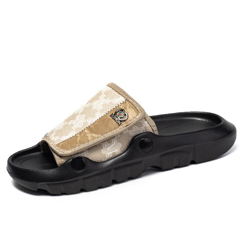 New sandals lightweight soft-soled slippers men's sandals trendy and versatile summer wading beach shoes