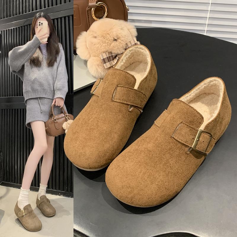 White Spotted Lamb Wool Shoes for Women's Outer Wear 2025 Winter Outer Wear New Velvet Flat Mary Jane Cotton Shoes