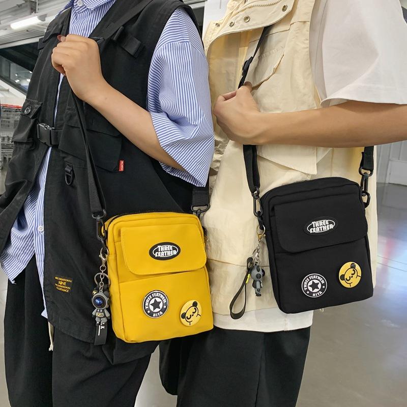 Мужская маленькая сумка через плечо — фото 3