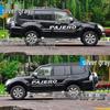 Mitsubishi Pajero V73/V93/V97 Samolepka na karoserii s rally pruhem